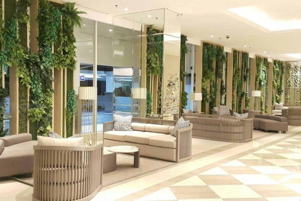 Tanglin Orchard Surabaya